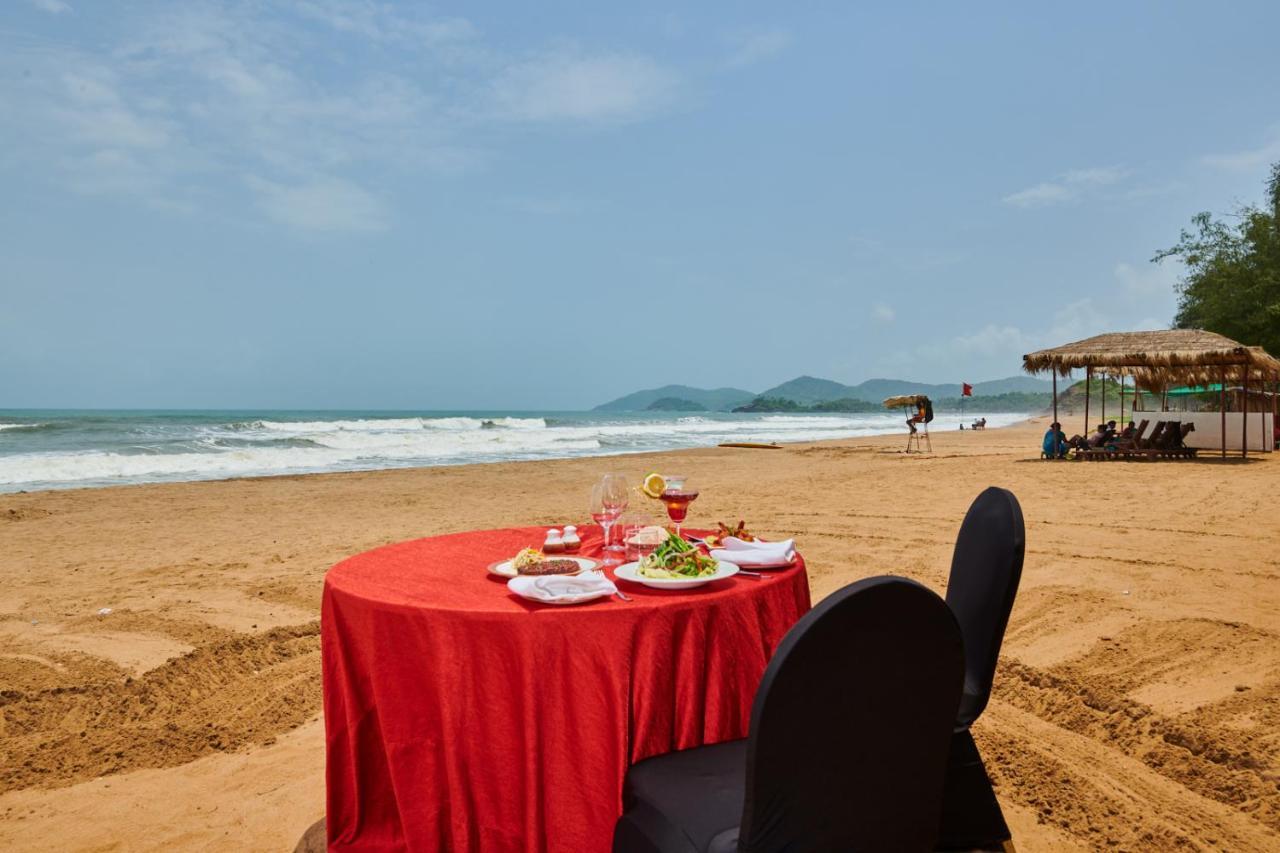 The Lalit Golf & Spa Resort Goa Canacona Exterior foto