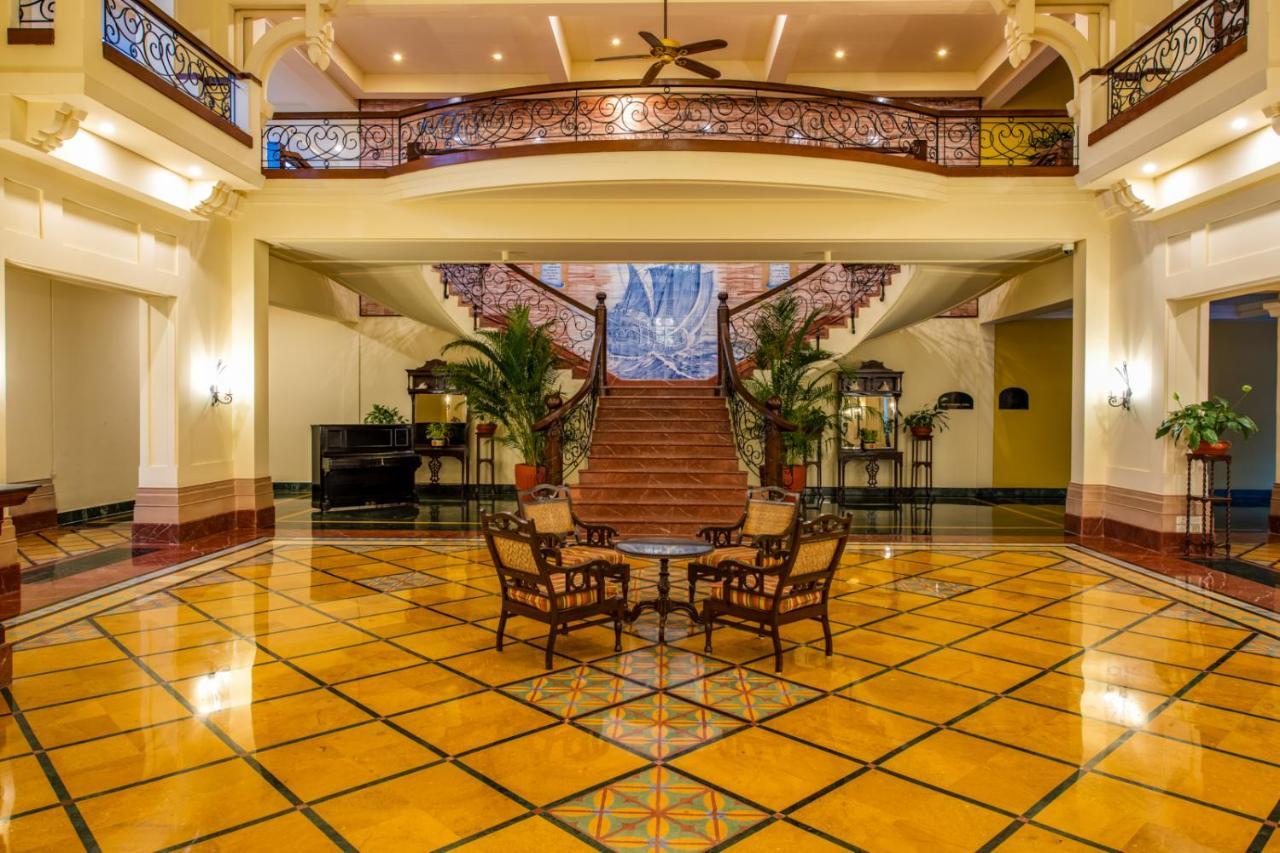 The Lalit Golf & Spa Resort Goa Canacona Exterior foto